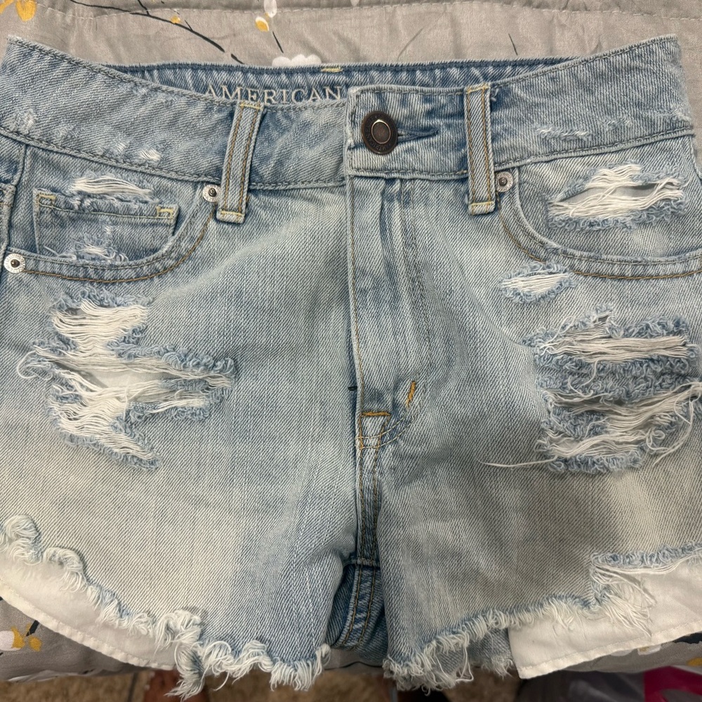 American Eagle Outfitters Women's Faded Blue Ripped Jean Shorts